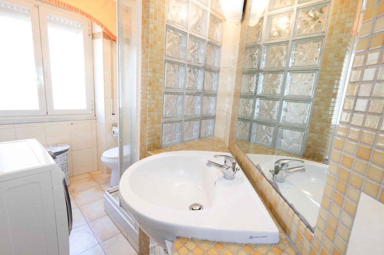 La Casa Di Daniela Lägenhet Lido di Ostia Exteriör bild