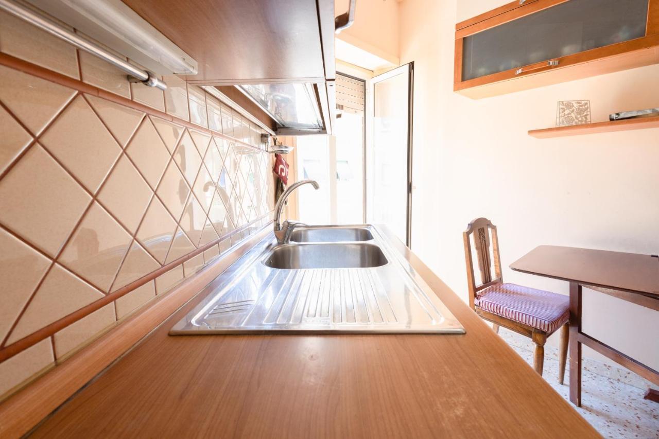La Casa Di Daniela Lägenhet Lido di Ostia Exteriör bild