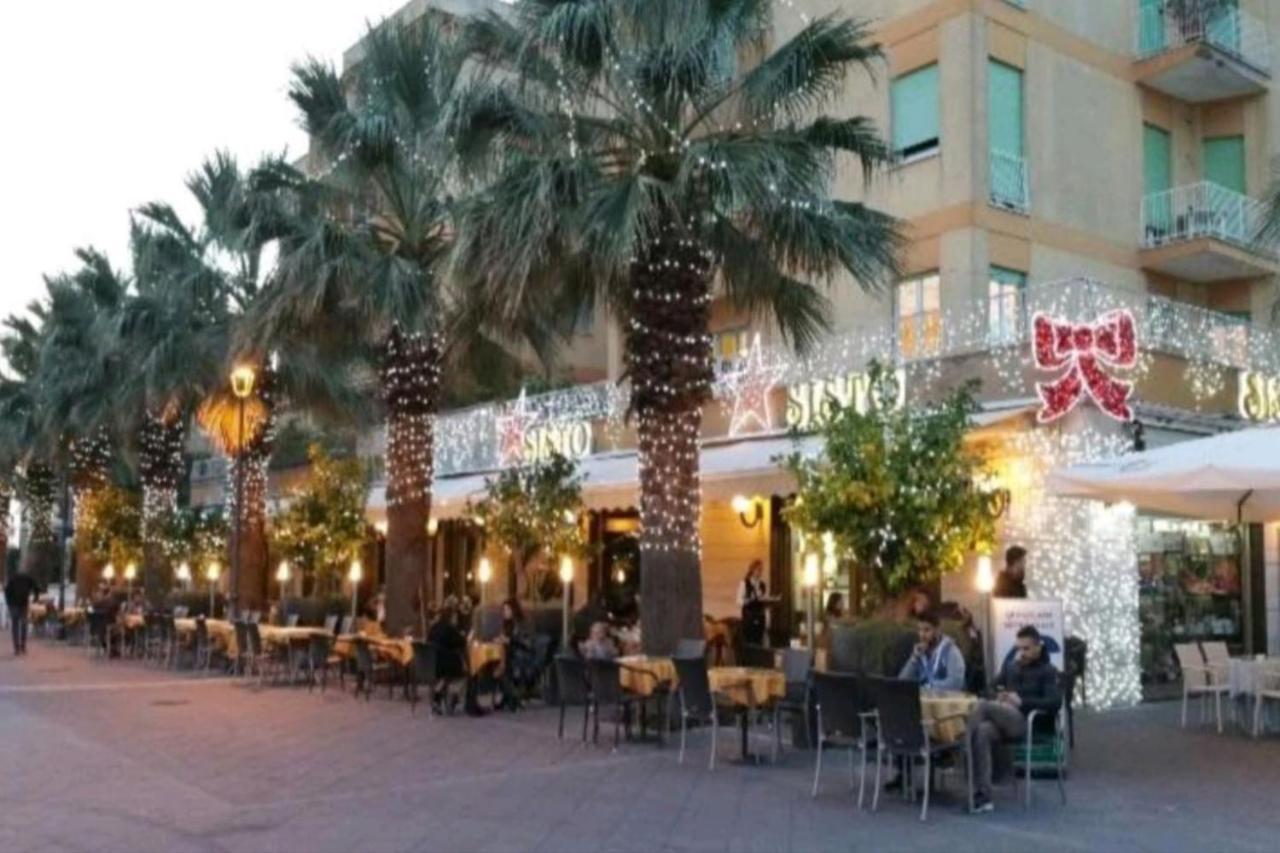 La Casa Di Daniela Lägenhet Lido di Ostia Exteriör bild